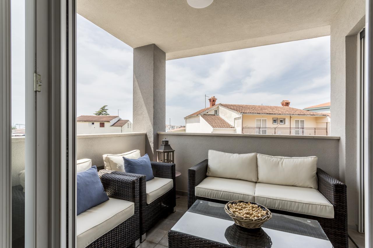 Luxury 3 Bed Apartment, Large Terrace, Pool, Close To Beach And Split! 珀德垂那 外观 照片