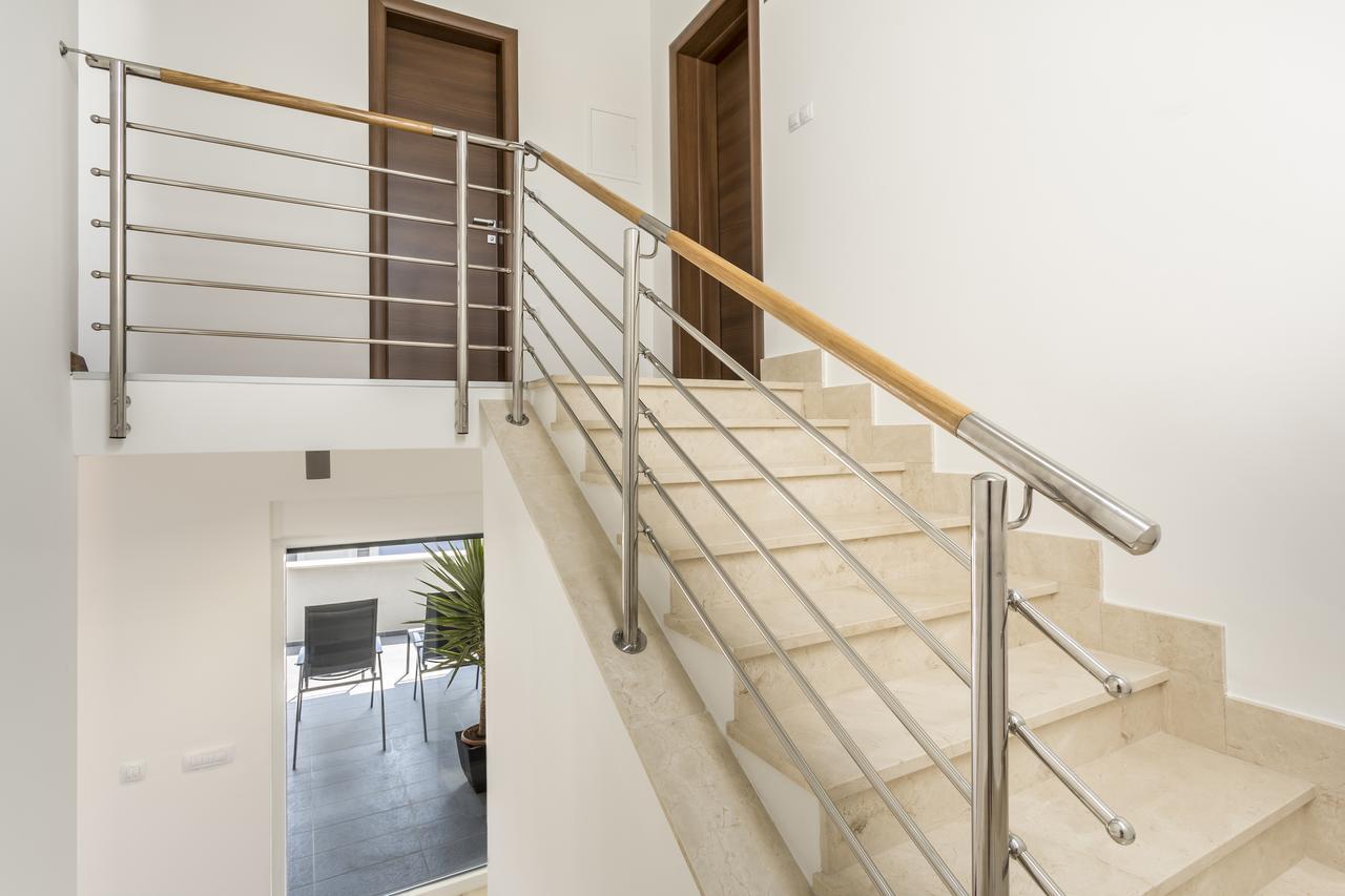 Luxury 3 Bed Apartment, Large Terrace, Pool, Close To Beach And Split! 珀德垂那 外观 照片
